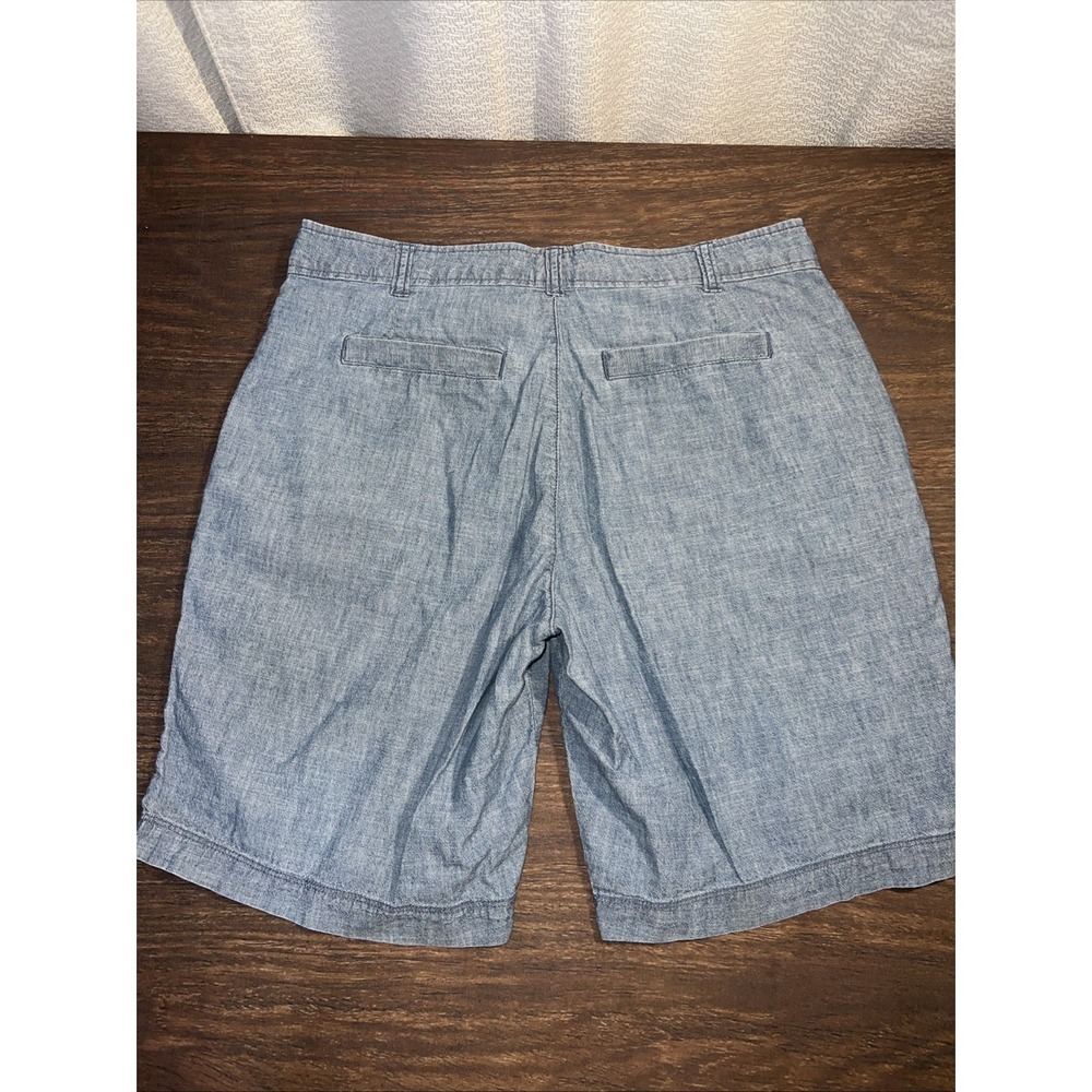 Gap Women's Size 8 Bermuda 9 Inch Shorts Blue Stripe Lot of 2 - Picture 4 of 9